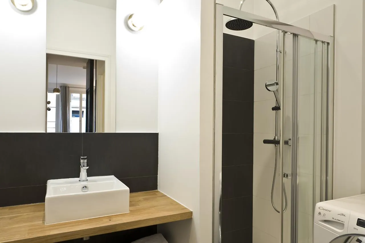Pick A Flat - Rue De Navarin Apartment / Place Saint Georges  Paris